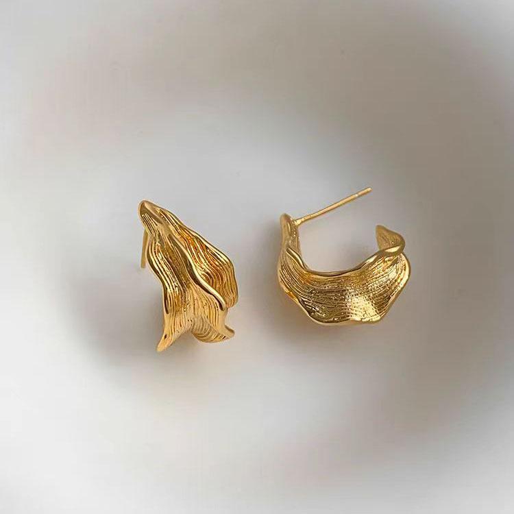 

Нишевая мода Геометрические Неправильные Плиссированные Серьги: Серьги класса люкс для женщин