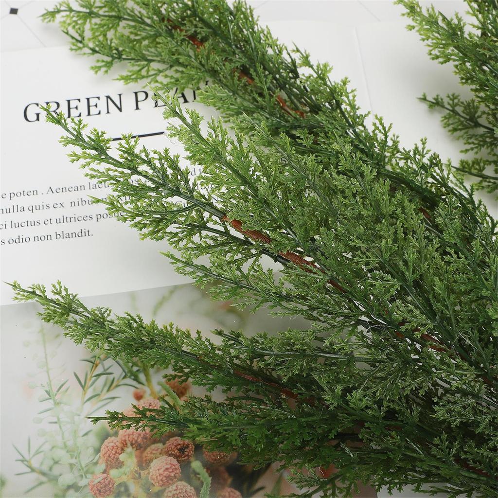 Simulation of Cypress Branches Leaves Simulation Plants for Home Decoration