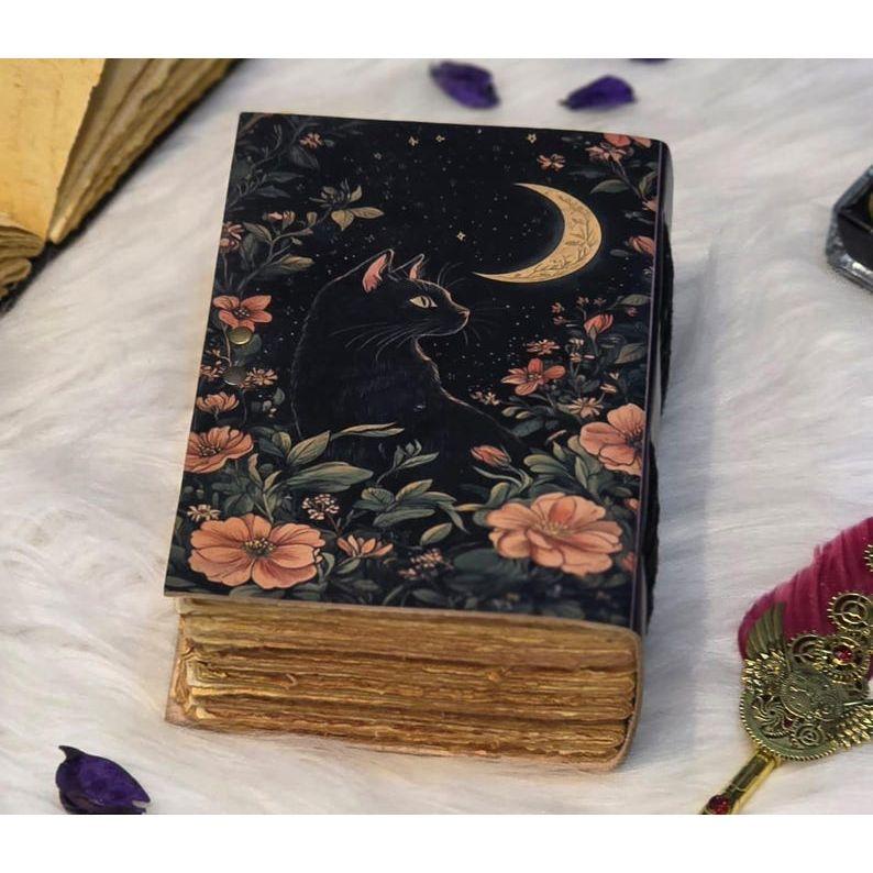 Black Cat Moon Journal | Handmade Vintage Diary with Lock | Witchy Notebook | Grimoire Journal | Book of Shadows | Leather Journal