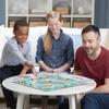 Monopoly - jeu pour la famille et les enfants - 2 à 6 joueurs - dès 8 ans - cartes choisies par le public incluses
