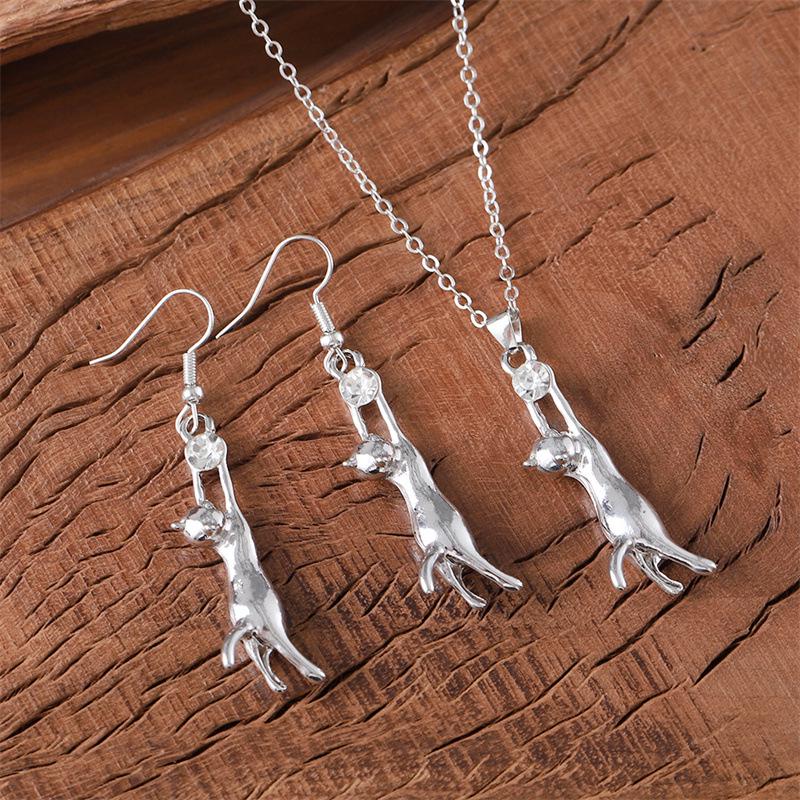 Kitten Rhinestone Necklace & Earrings Set: Unique Animal Pendant Jewelry