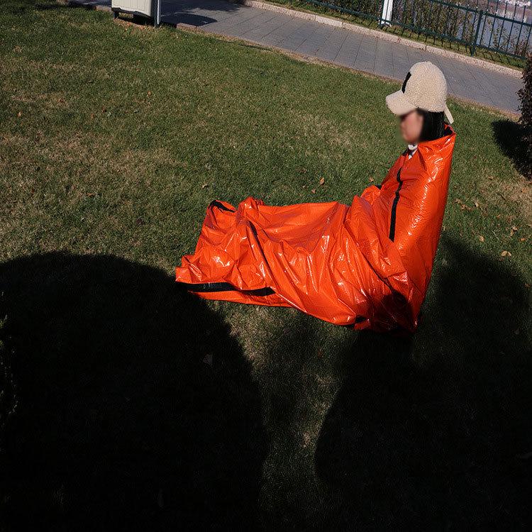 Portable Emergency Survival Sleeping Bag with Multifunctional Insulation for Hiking and Camping