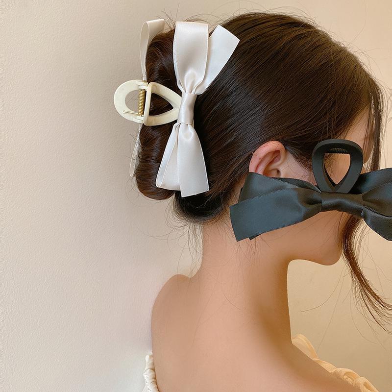 Trendy High-End Bow Hair Clip for Women