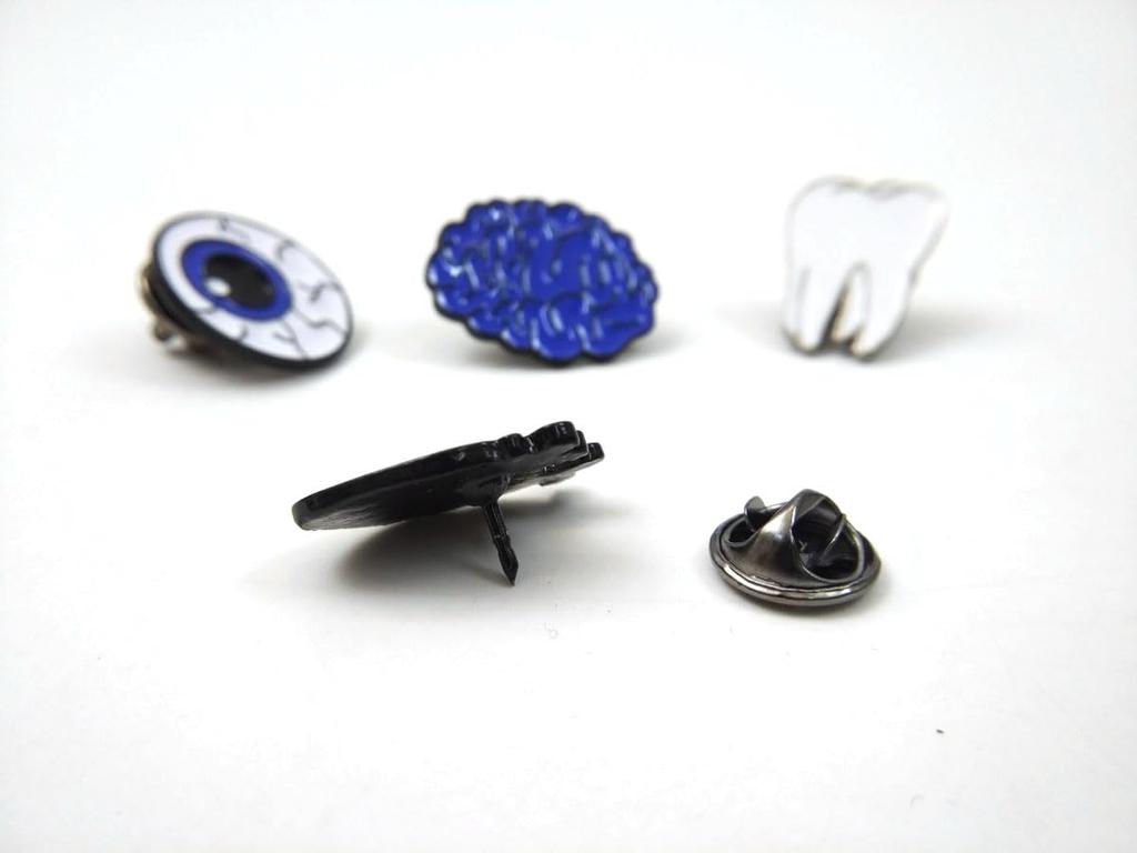 [F NODE] Heart, Teeth, Brain, and Eye Pin Badges, Set of 4, Cute and Unique Design, For Medical Students, Doctors, and Nurses