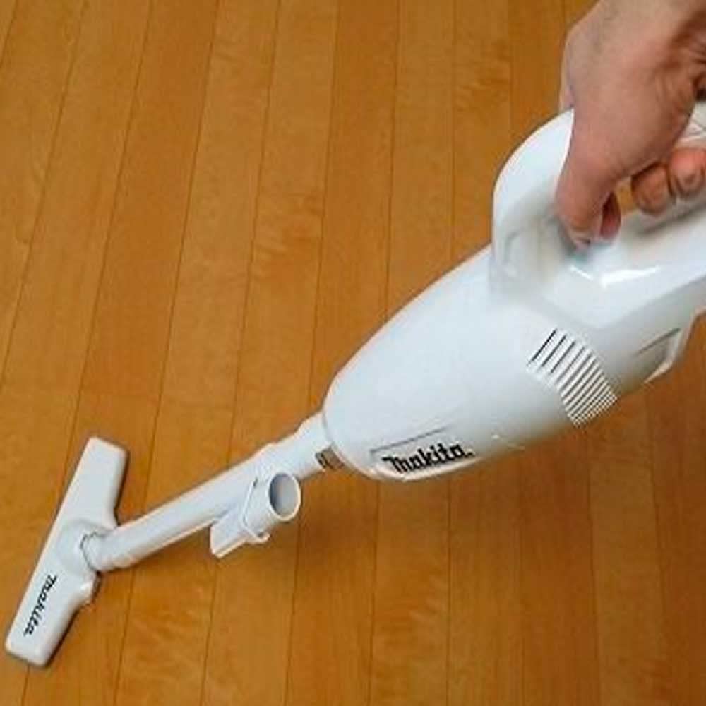 Makita CL106FDZW Cordless Vacuum Cleaner 10.8V White Capsule Type, Slide/Trigger Switch, Body Only (Battery, Charger Sold Separately)