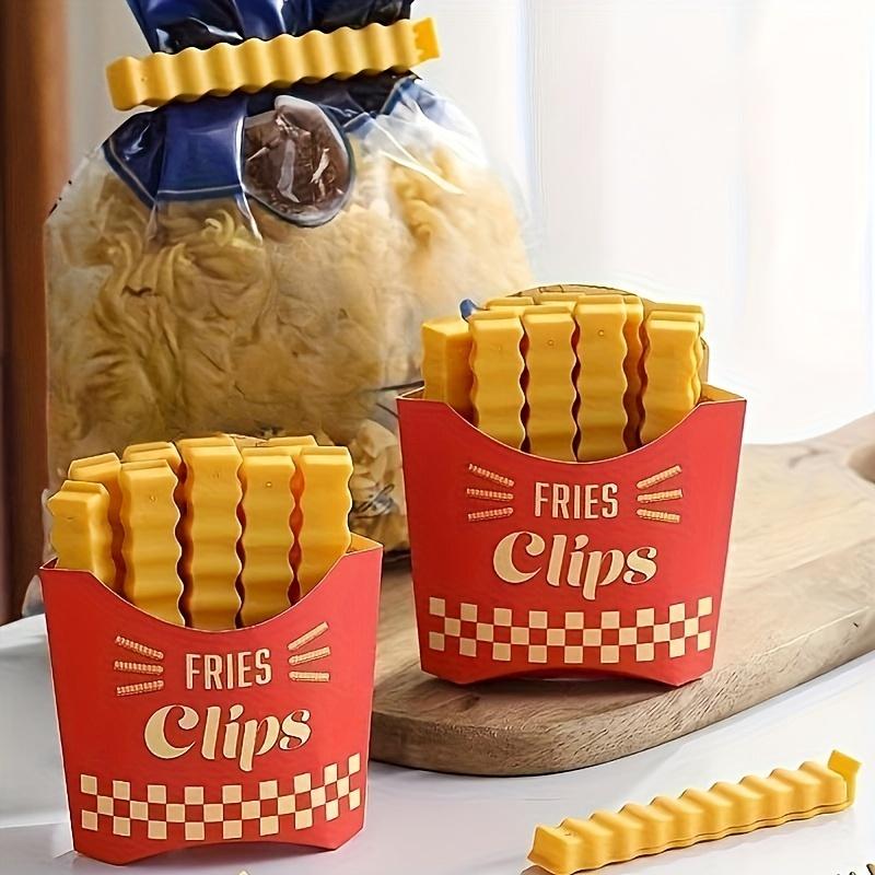 12 Süße Pommes-förmige Beutel-Pommes-Klammern zum Verschließen geöffneter Lebensmittelverpackungen Lustige Beutelklammern für Lebensmittel In einer Magnetbox Süße Küchenaccessoires