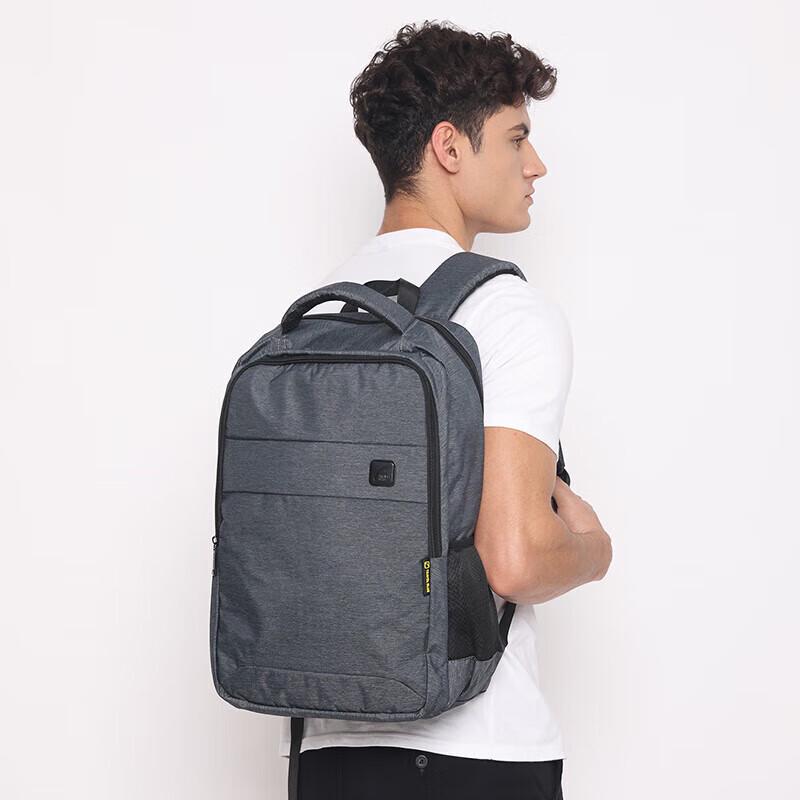 TRAVEL BLUE Lightweight 16-inch Laptop Backpack