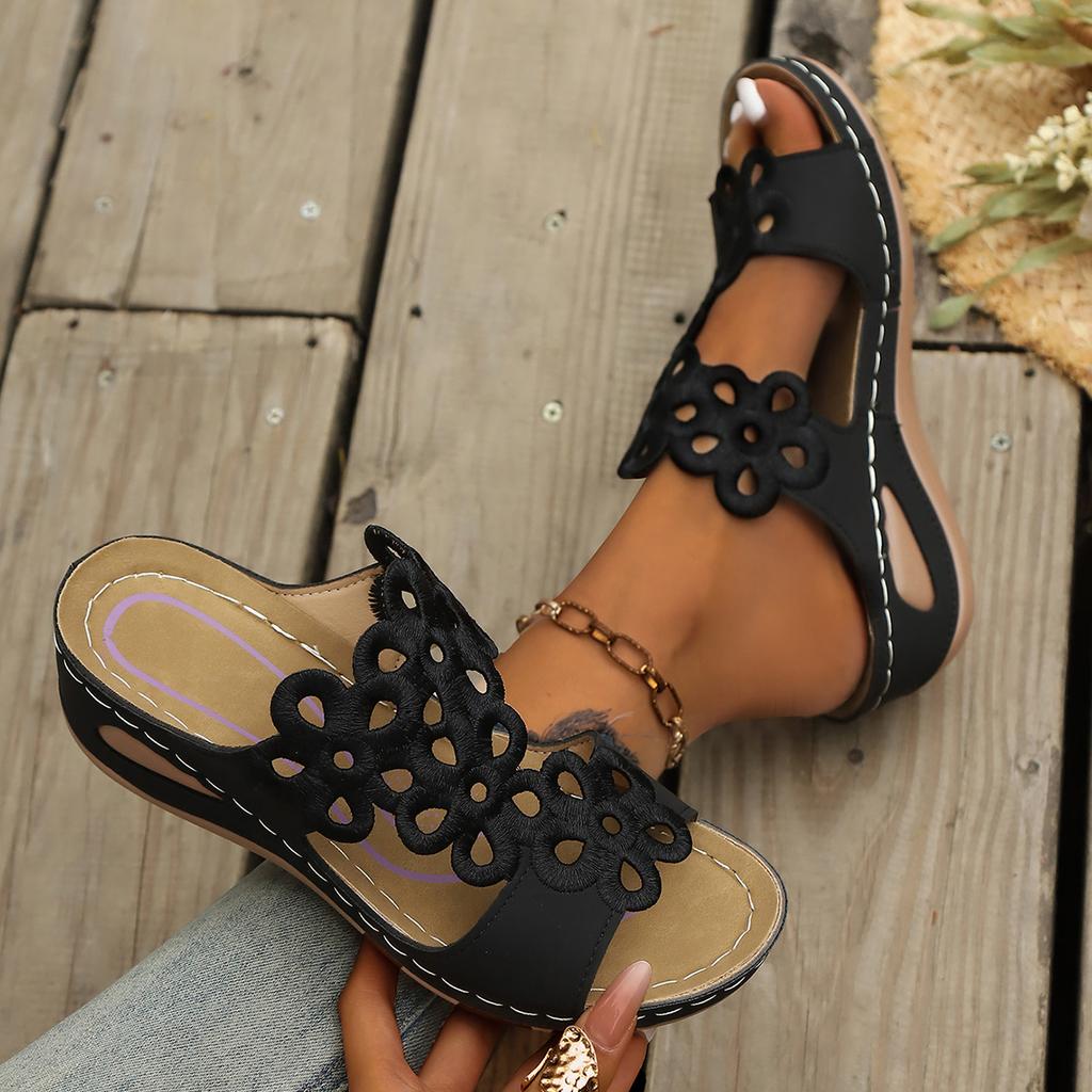 Women Sandals Hollow Out Flower Wedge Sandals Women Summer 2026 Soft Bottom Slip on Platform Shoes Trend Plus Size Shoes Woman