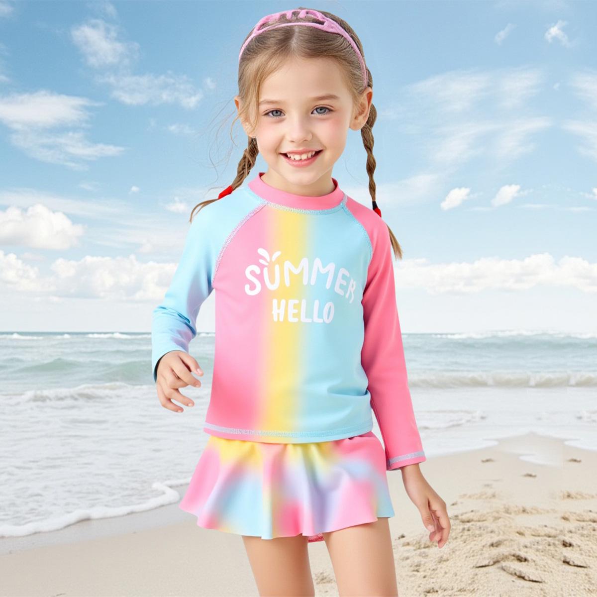 

Girl s Gradient Long-Sleeve Two-Piece Swimsuit Set (2025) 6 Years