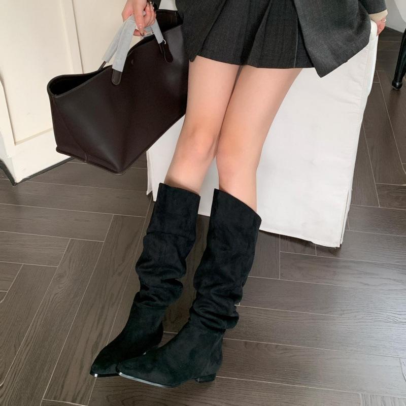 Western Cowboy Boots Women's Coarse Heel Suede Low Heel Skinny Big Tube Around Long Tube But Knee Retro Folded Pile Boots Women