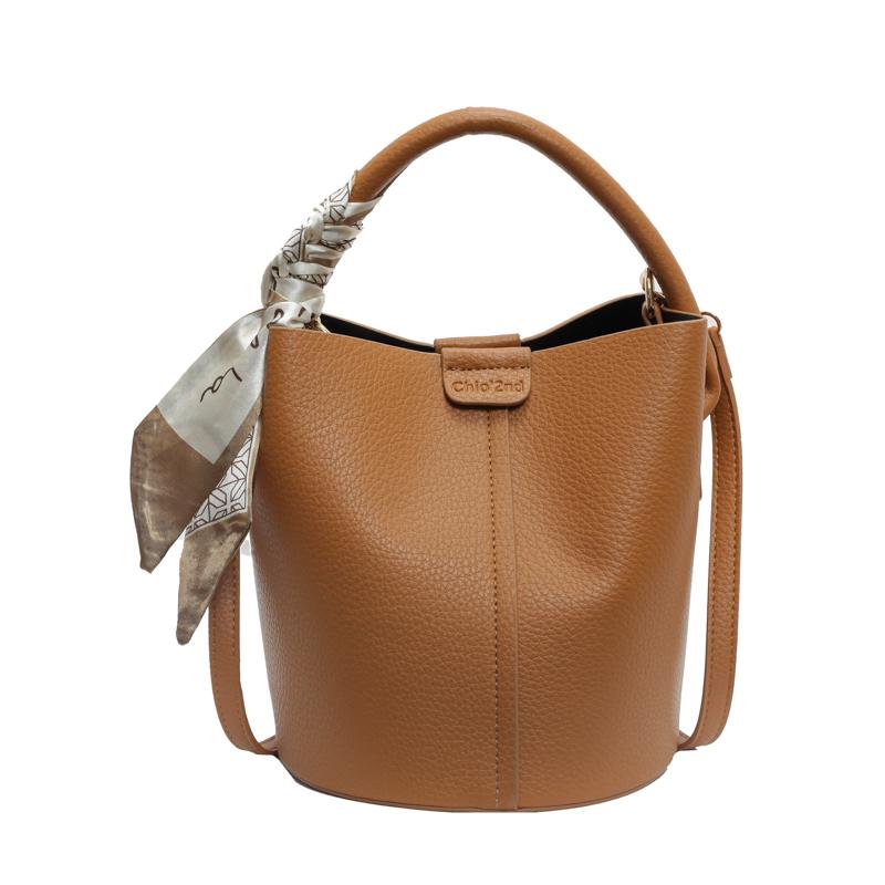 Autumn And Winter High-Grade Retro Fashion New Portable Bucket Bag With Texture Commuter Single Shoulder Crossbody Bag