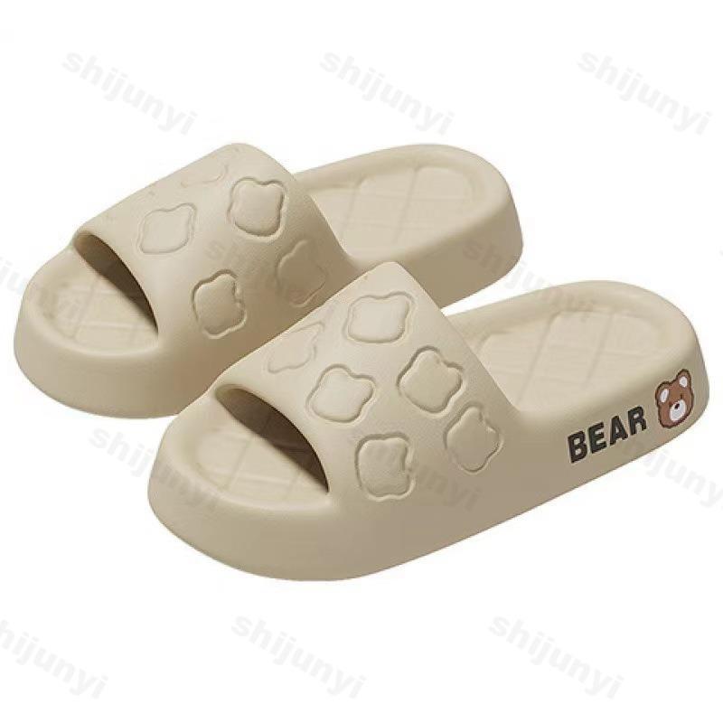 Fashion Women Flat Slippers Summer Cartoon Bear Slippers EVA Bathroom Outdoor Casual Soft Non-slip Beach Slippers Platform Home Sandals
