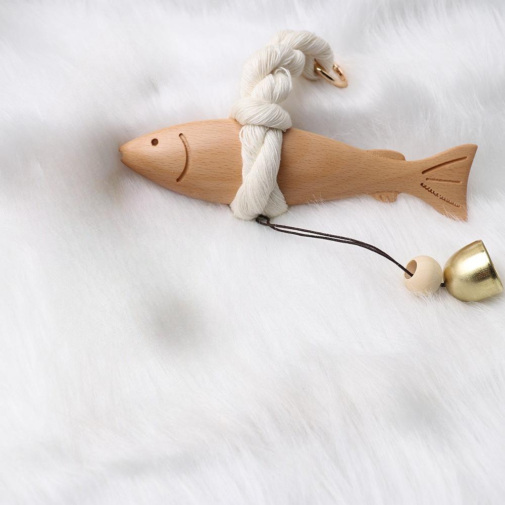 Weaving Taimingyu high-quality beech wood carving simulation fish wooden bell entrance fish pendant solid wood decoration gift