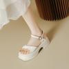 Calzado para mujer – Sandalias