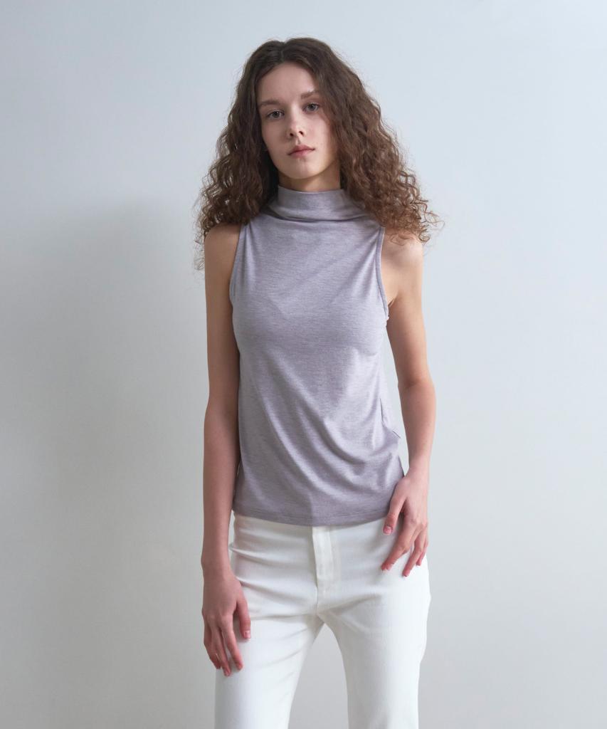 Wenio High-Neck Sleeveless Top-Vn26S005