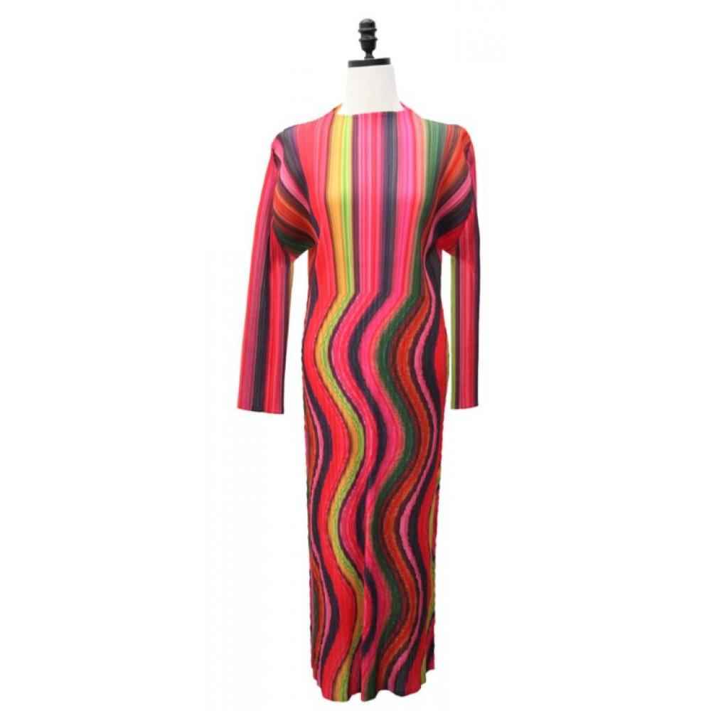 Shiz Madam Women S Wave pleatS dreSS N2714