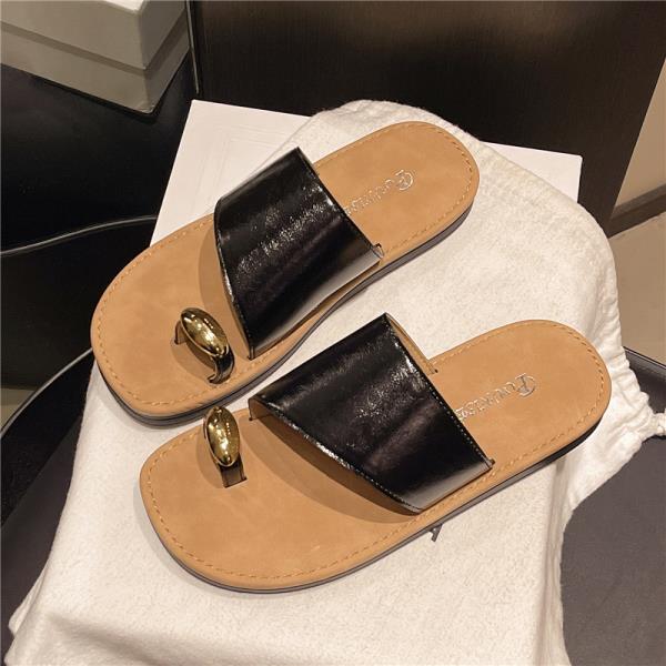 Fashion Female Shoes Ladies' Slippers Rubber Flip Flops Summer Clogs Woman Rivet 2025 Hawaiian Silver Beach Flat Slides Women's Shoes Si