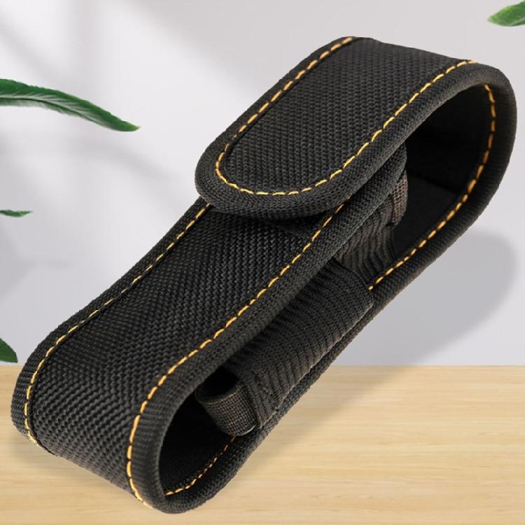 Soporte de linterna seguro montado en la cintura Construcción de nailon resistente a la intemperie Accesorios de viaje para exteriores para el uso de linternas