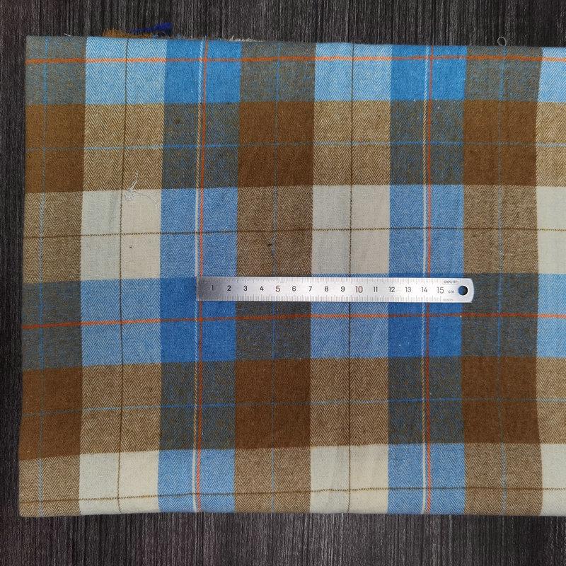 Spot Color-Woven Plaid Jacquard Fabric for Children's Autumn/Winter Brushed Polyester-Cotton Shirts