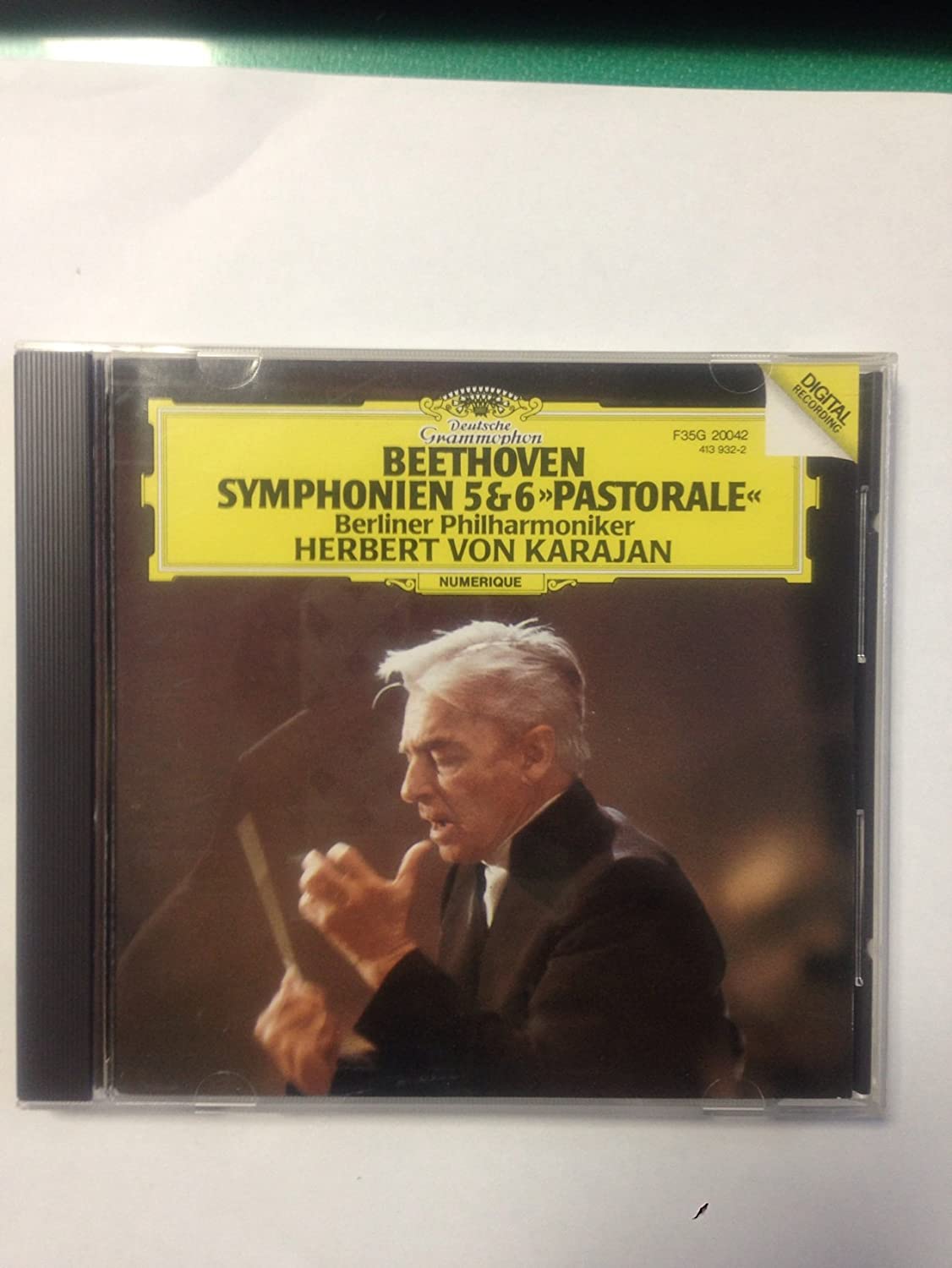 

CD KARAJAN - Beethoven Sym 5 & 6 Japan Classical Used