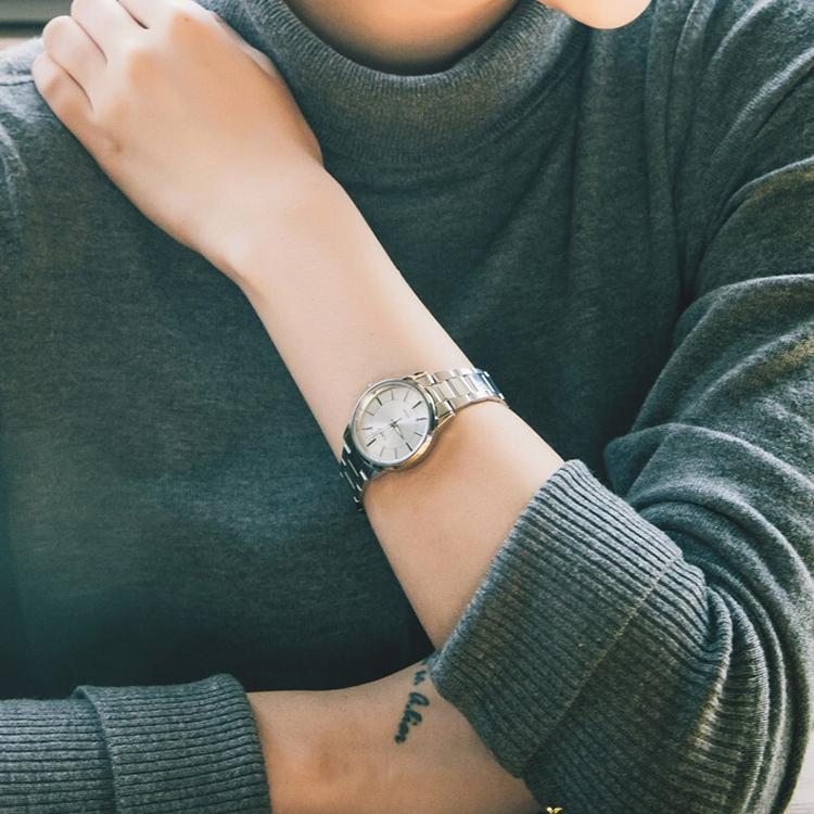 CASIO G Shock LTP 1303D 7A LTP-1303D-7A