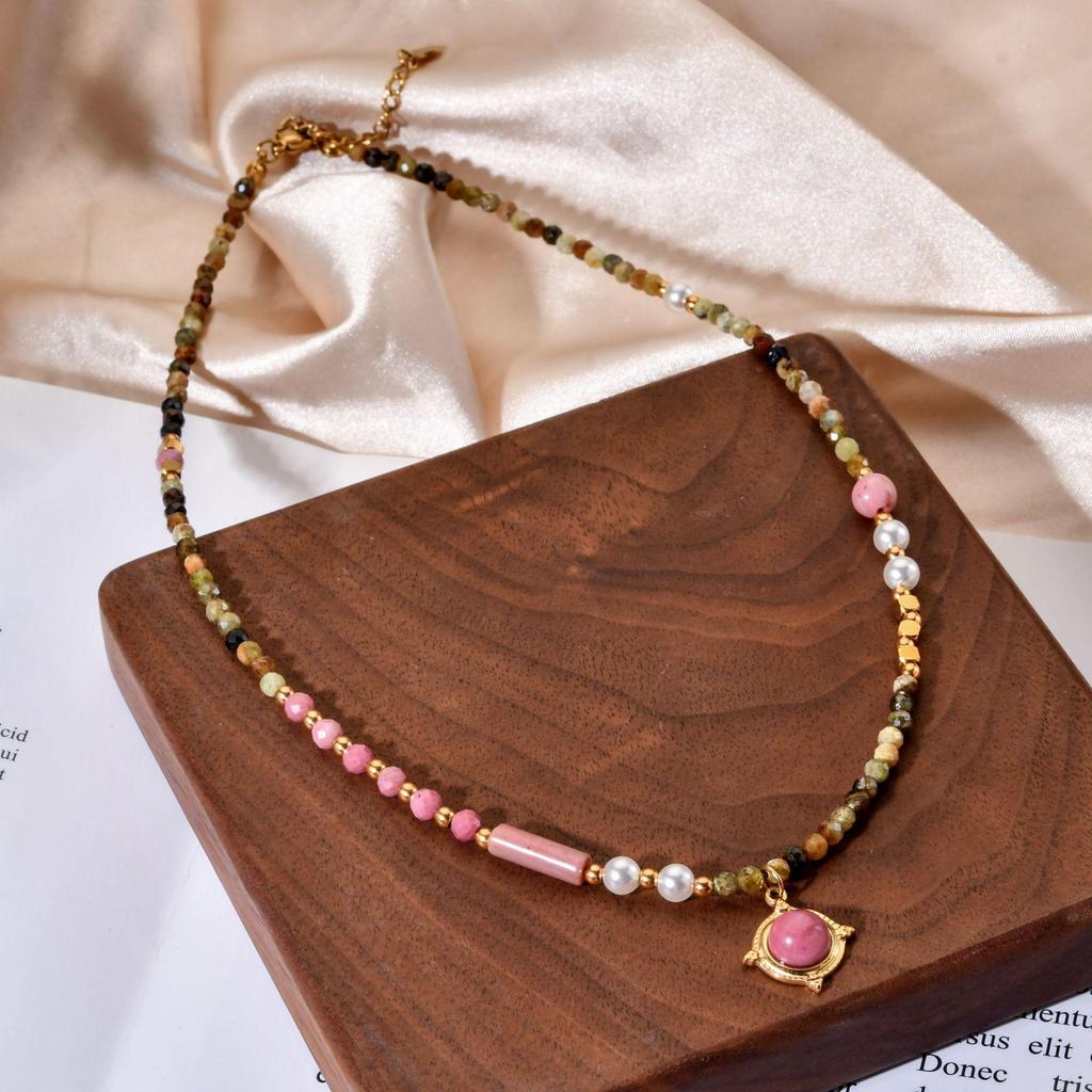 Colorful Red Vein Stone Beaded Necklace | Natural Stone Layering for a Luxurious Vacation Look