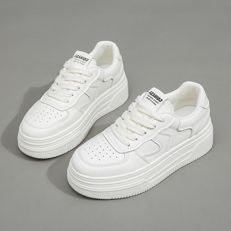 Platform white shoes women's versatile spring and autumn muffin 2025 summer new popular Internet celebrity orders surge casual sports shoes