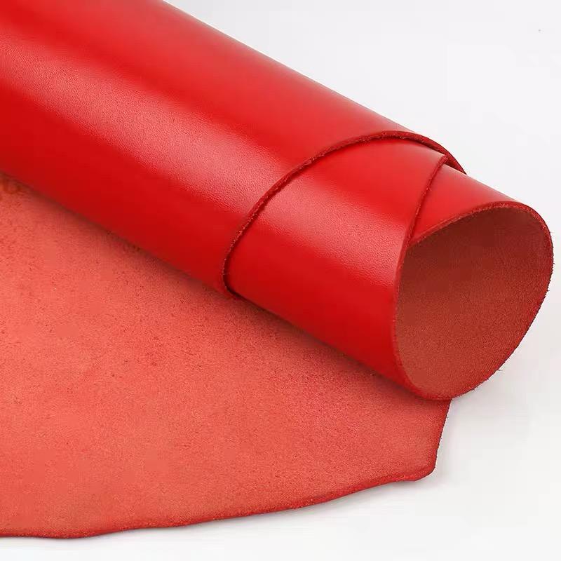 Planted tanned cowhide fabric, top layer genuine leather, stiff tree cream leather, handmade DIY leather, whole piece red leathe 10x10cm красный