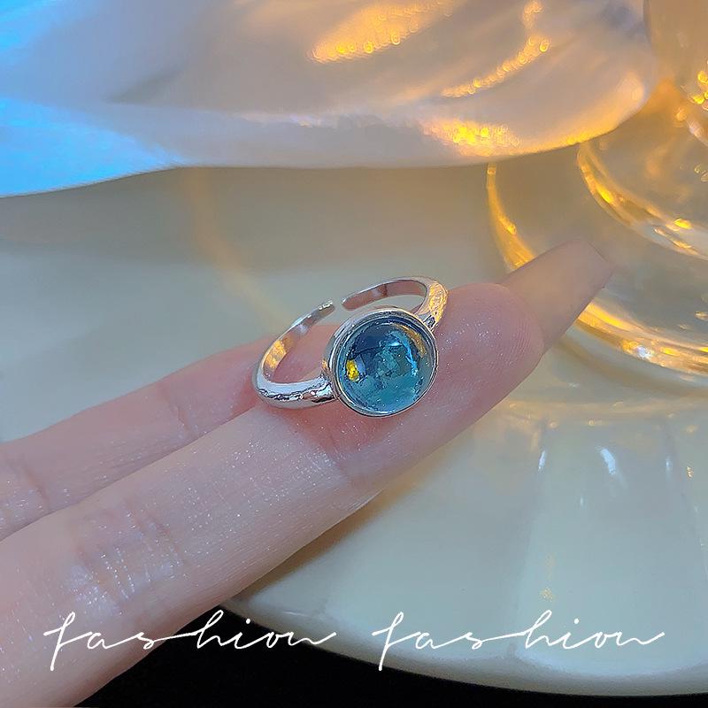 Elegant Butterfly Zircon Silver Ring: Women's High-End Luxury Style Jewelry