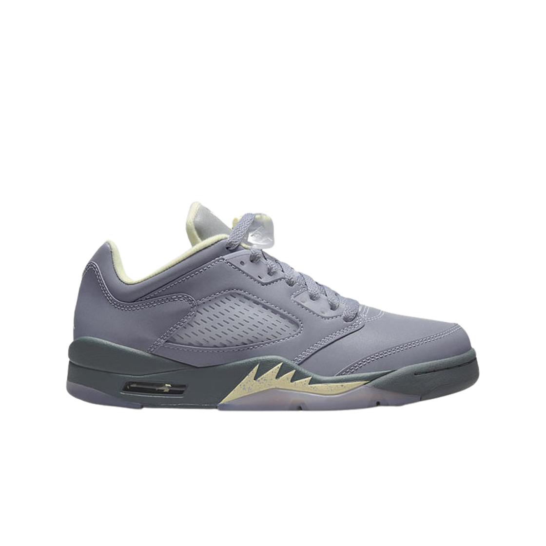 

Женские кроссовки W Jordan 5 Retro Low Indigo Haze FJ4563-500