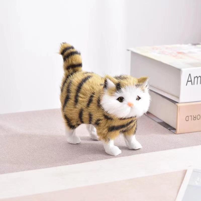 Creative Walking Cat Ornament for Children & Girlfriend - Perfect Souvenir or Gift