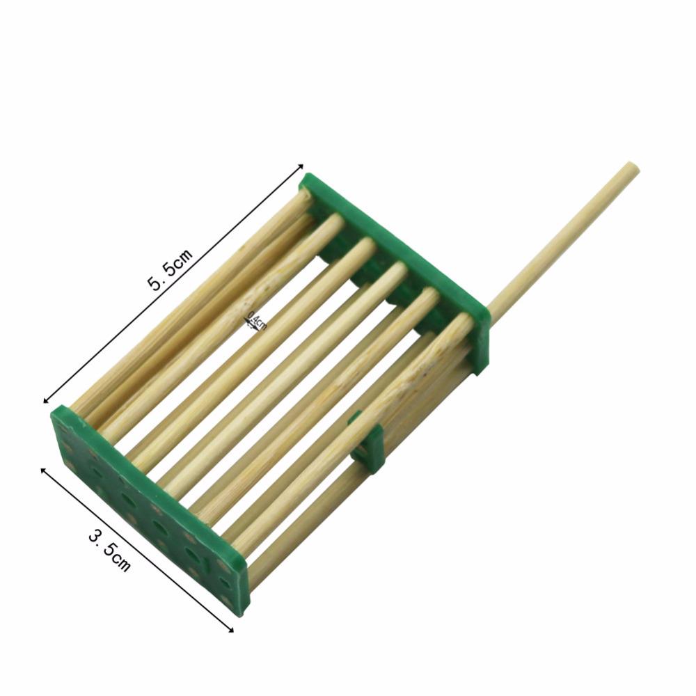 

1/10 Шт. Бамбукова Королівська Клітка для Бджільництва Подовжена Клітка для Ізоляції та Транспортування Бджіл Королівська Клітка Клітка для Відкладання Яєць Інструменти для Бджільництва 1pc