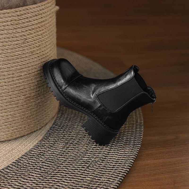 Korean Version of Solid Color Leather Large Size Women's Boots Medium Heel Comfortable Rear Zipper Square Heel Medium Tube Boots Autumn and Winter