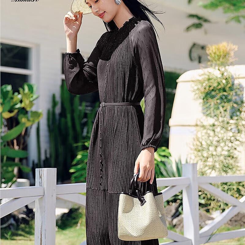 

Женское плиссированное осеннее платье Jiu Zi Anna Kou BlingBling M