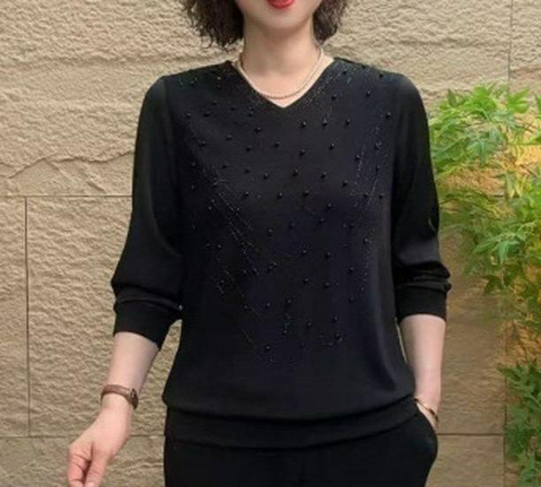 

Plus Size Slimming Long-Sleeve T-shirt - Casual & Stylish Spring/Autumn Top for Moms 6XL