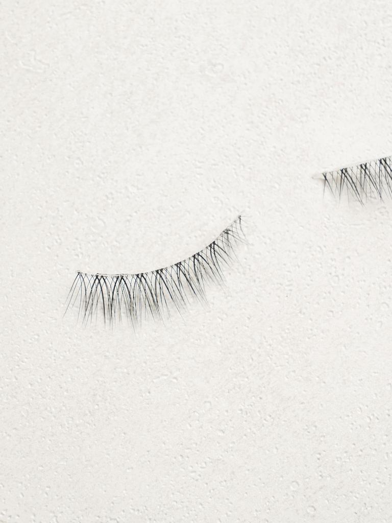 Glamorous Volume False Eyelashes - Goddess Look