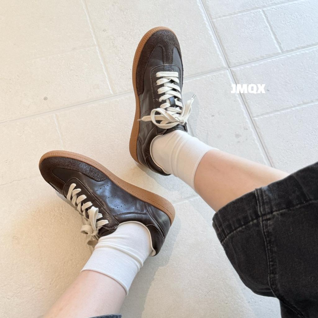 European red German training shoes women's 2025 autumn new leather flat-bottomed retro classic sports and leisure versatile board shoes