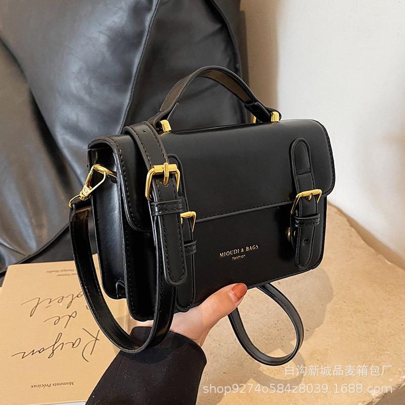 Fashion popular hand carry Cambridge small bag women's 2025 new trendy French niche design shoulder messenger bag