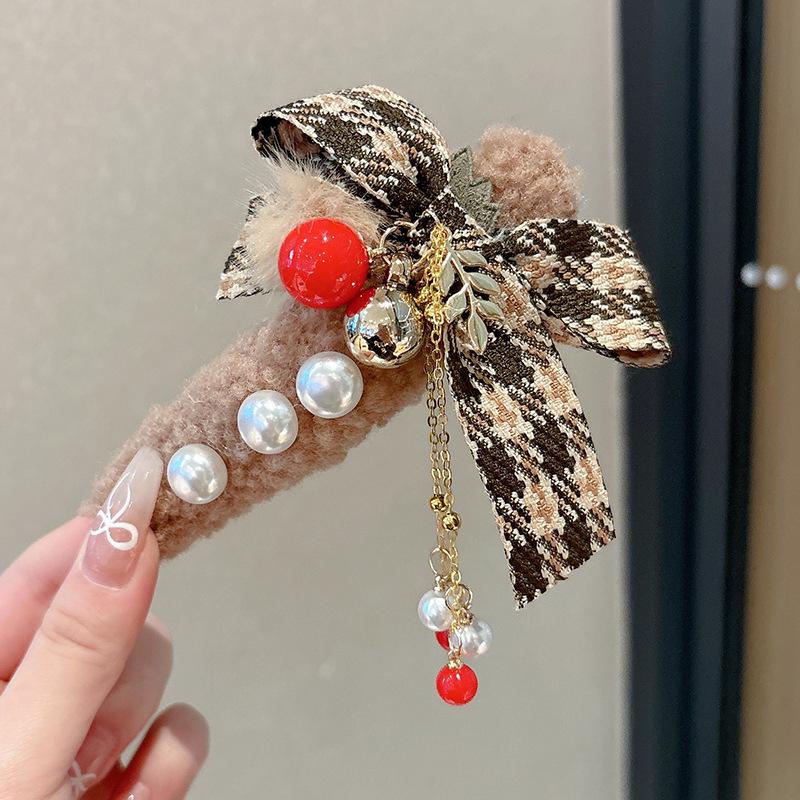

Plush Christmas Bow Tassel Claw Clip for Women