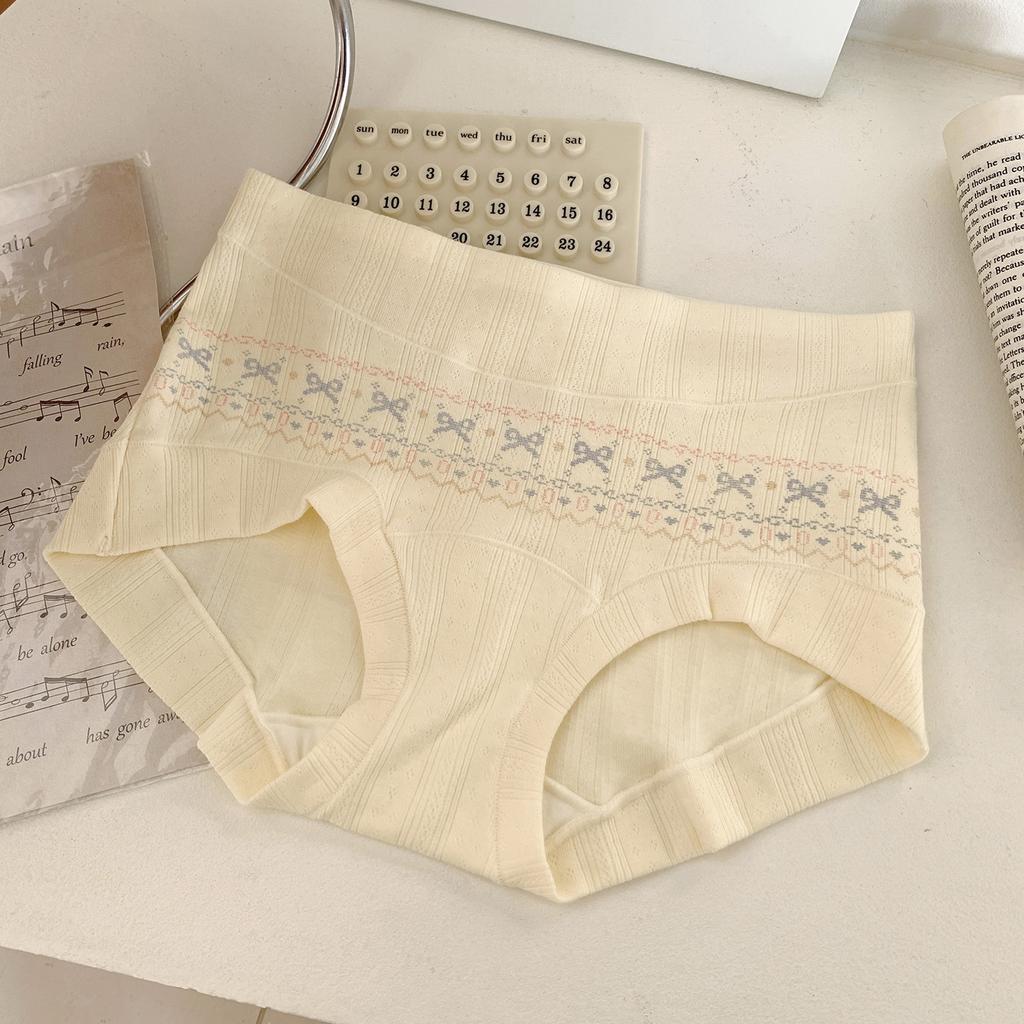 Plus Size Ladies Spring and Autumn Cotton Extended Crotch Triangle Briefs