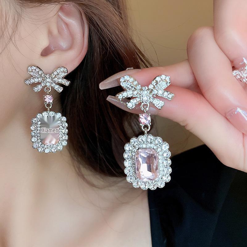 European and American Luxury Irregular Silver Needle Earrings with Rhinestone Inlay