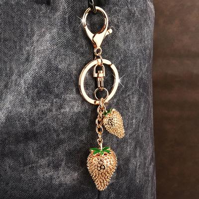 Fashionable Strawberry Pendant Keychain For Women Girls Cute Trendy Charm Keyring Car Key Ring Backpack Decoration Gifts