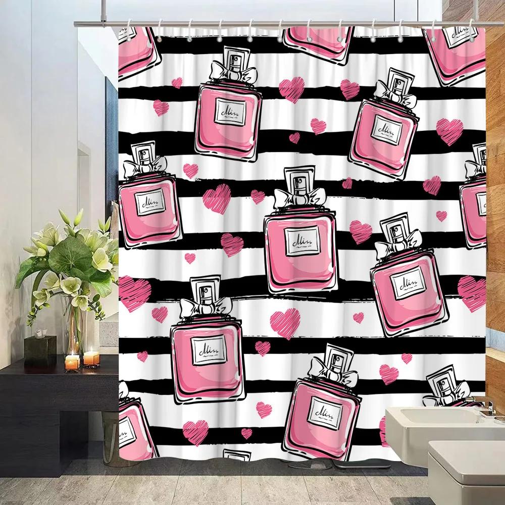 Kosmetisk Parfym och Blommig Duschdraperi och Matta Badrumssats Blommor Klackar Läppstift Hemtextil Hängande Gardiner Badrumsinredning