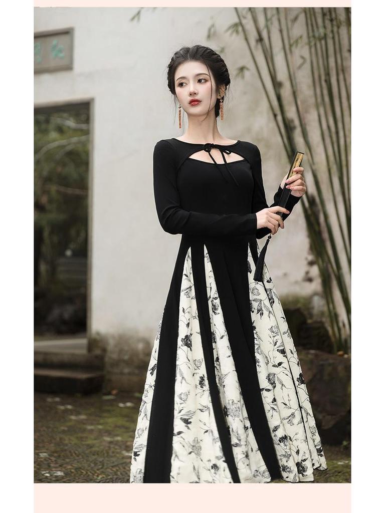 Elegant Retro Floral Print Long-Sleeve Dress - Women's Early Spring 2026 Collection