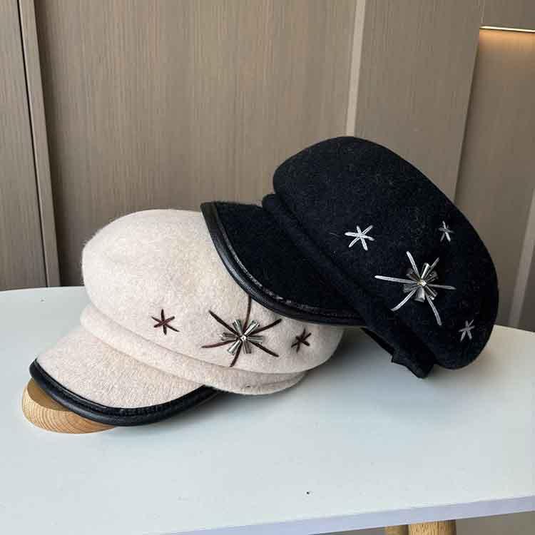 European and American Temperament Woolen Top Hat Hand-stitched Flower Star Anise Newsboy Hat Women's Autumn and Winter Knitted Bud Hat Tide