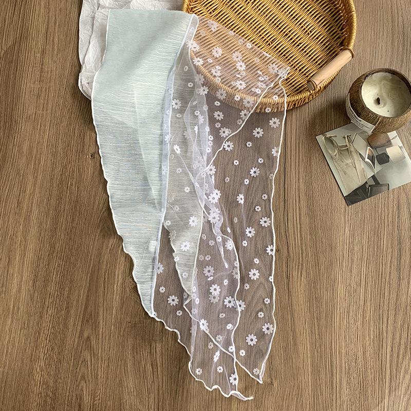 Headscarf female idyllic spring and summer new lace splicing small flower triangle scarf scarf female scarf flower headband hair accessories