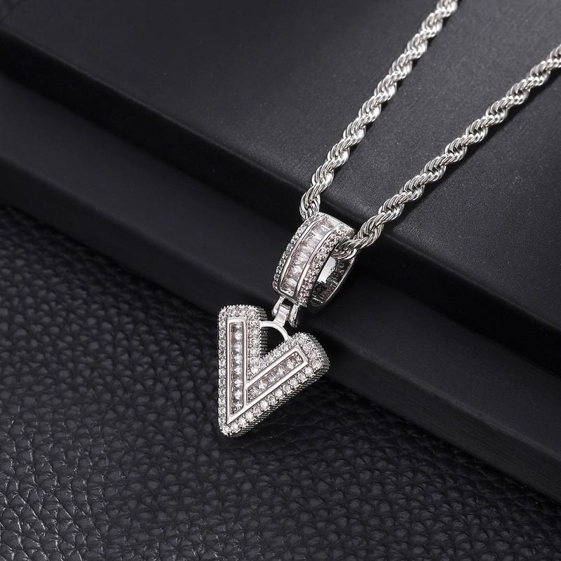Collana con Ciondolo Lettera in Rame con Incastonatura in Zirconia Stile Hip Hop Alfabeto Iniziale Charms Donna Uomo Gioielli Trendy