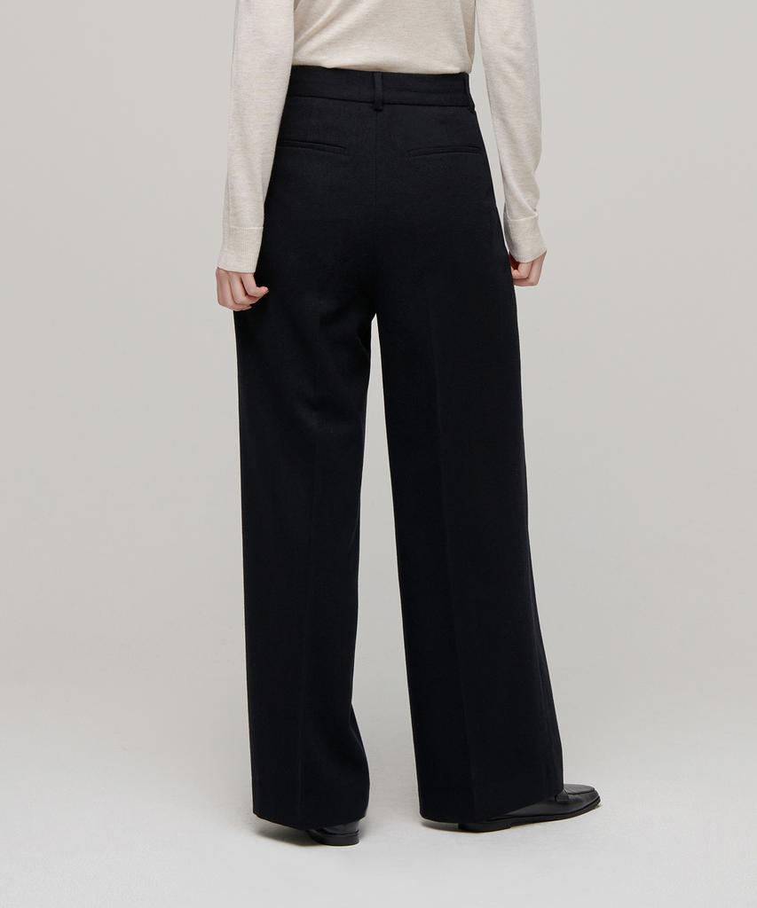 MUSINSA STANDARD WOMAN Women'S Wool Flannel Two-Tuck Wide Slacks [Black]