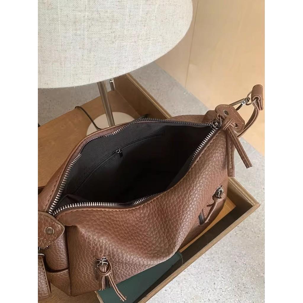 IELGY Korean Niche Underarm Bag Women's Trendy Fashion Retro Portable Tote Bag