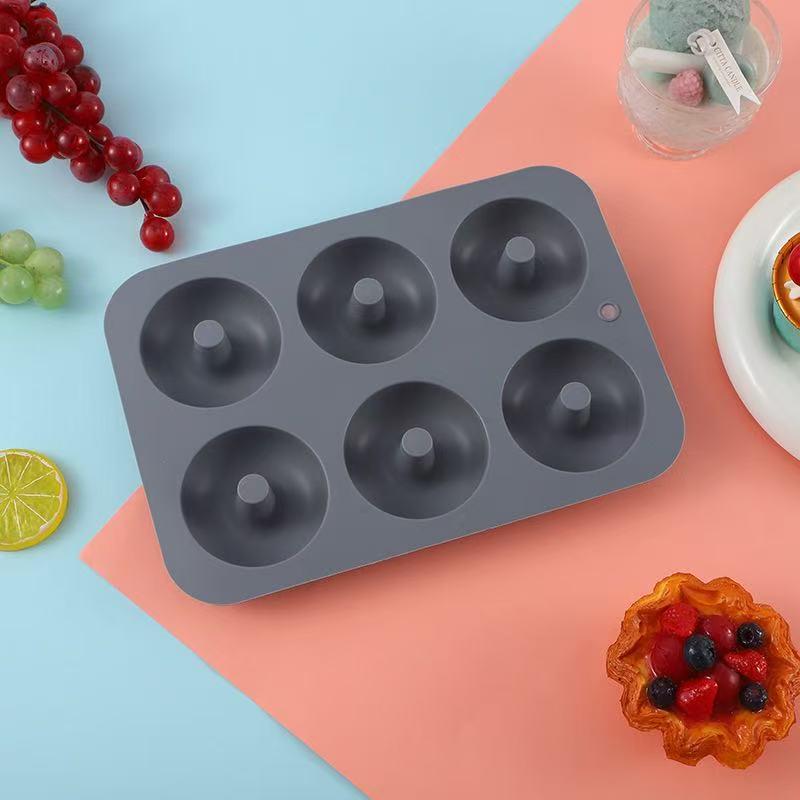

6-Cavity Food Grade Silicone Donut & Macaron Baking Mold Gray